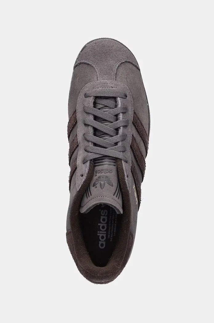 adidas Originals Велурени маратонки Gazelle в сиво IG2097