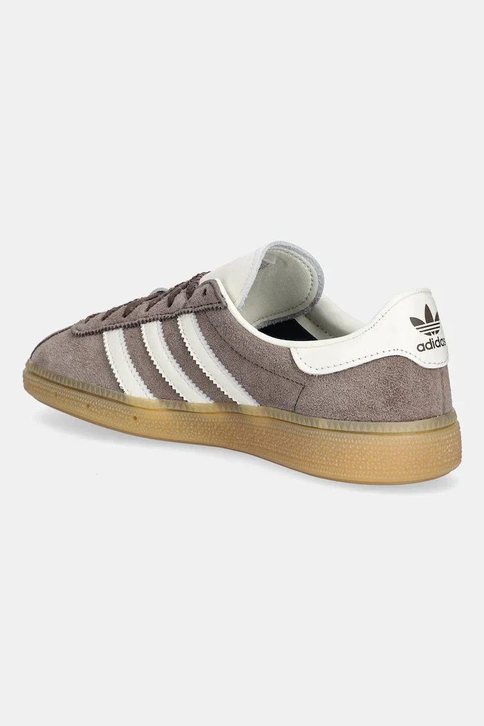 adidas Originals Велурени маратонки Muenchen W в кафяво IH4208