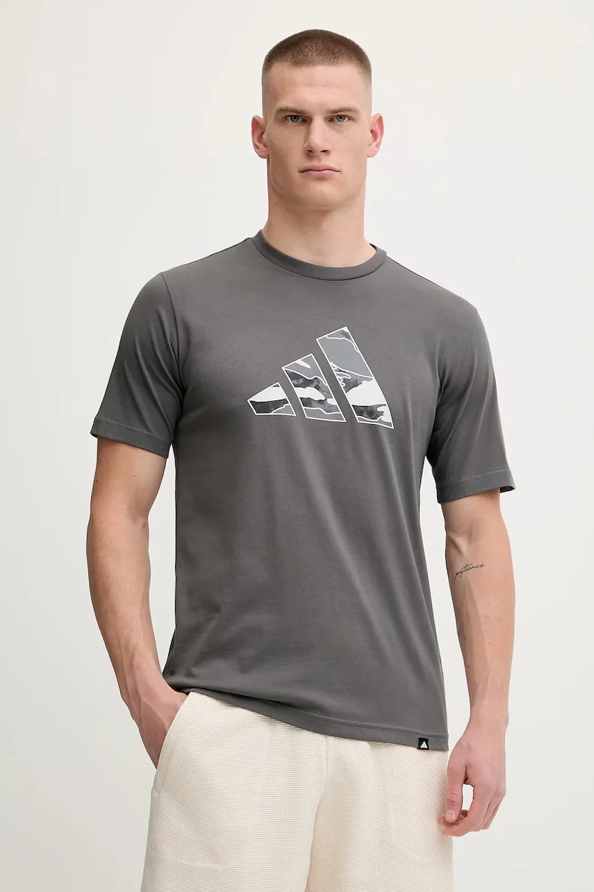adidas Памучна тениска Camo Logo