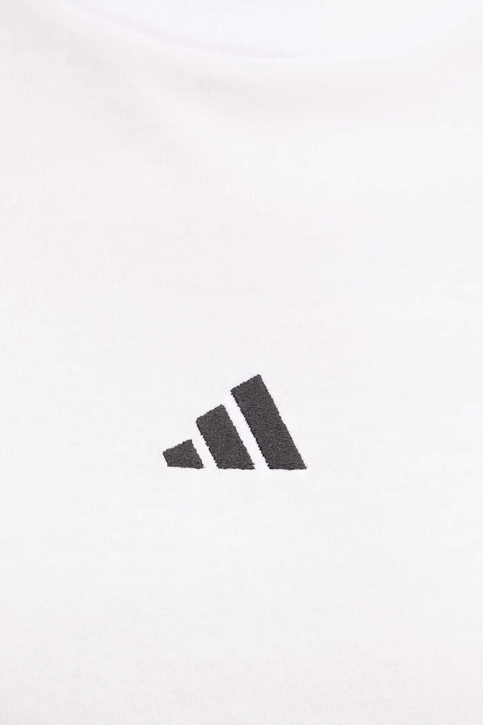 adidas Памучна тениска Essentials в бяло JC5944