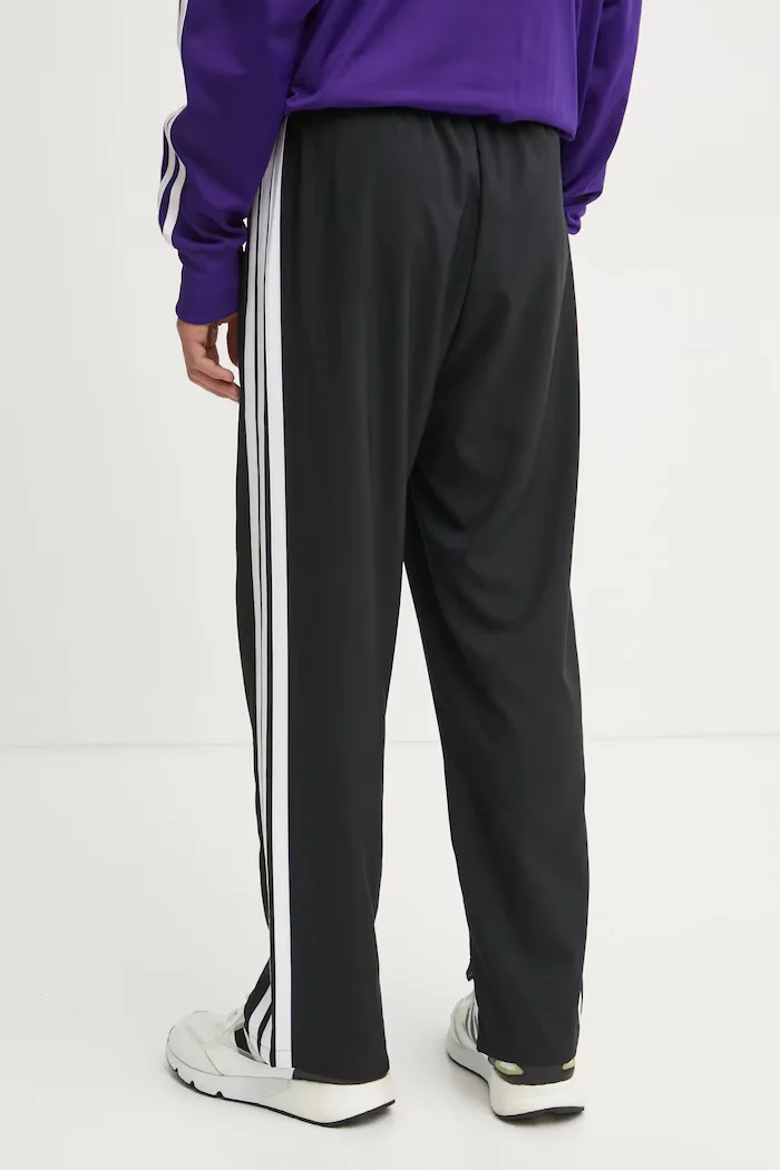 adidas Панталон STNFRD в черно с десен JC8491