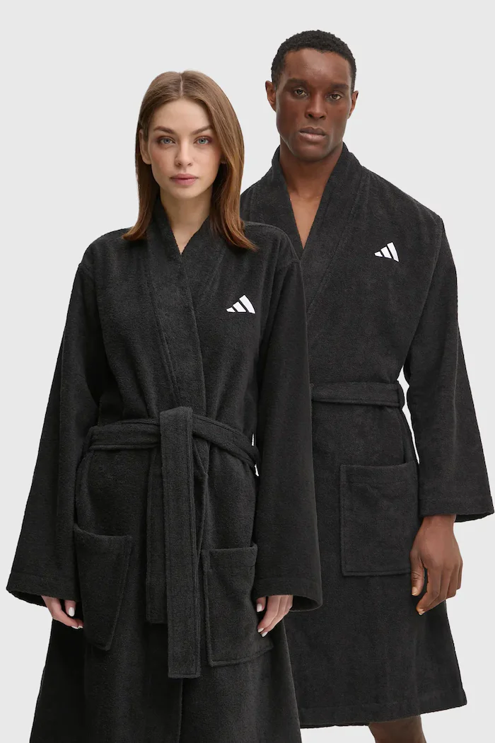 adidas Performance Халат в черно JG5823