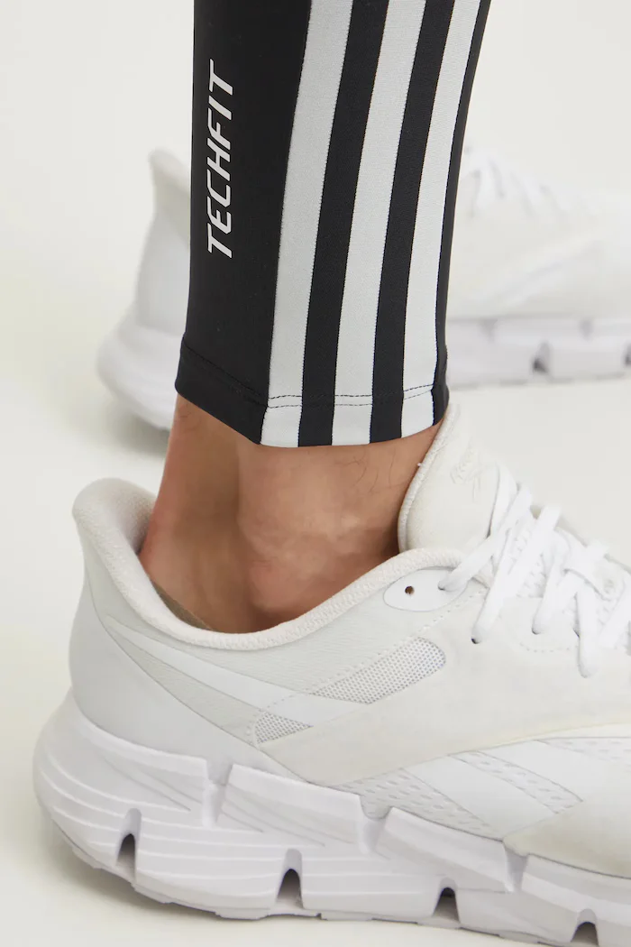 adidas Performance Клин за трениране Techfit в черно с принт IN5587