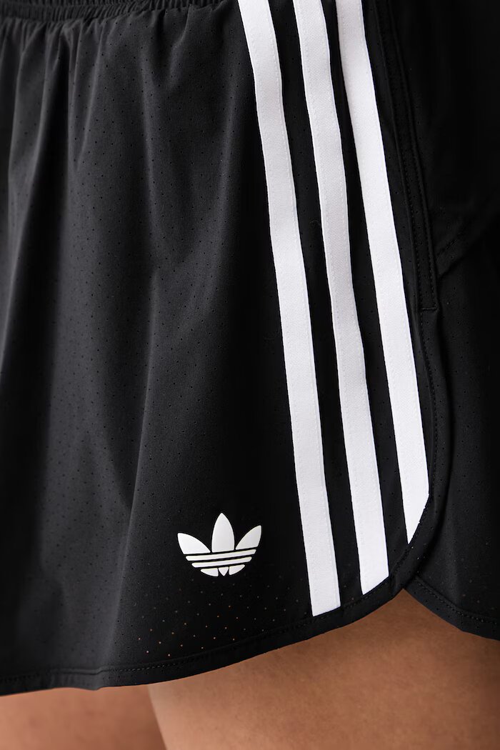 adidas Performance спортен къс панталон дамски Originals Sport черен със стандартна талия KU3695