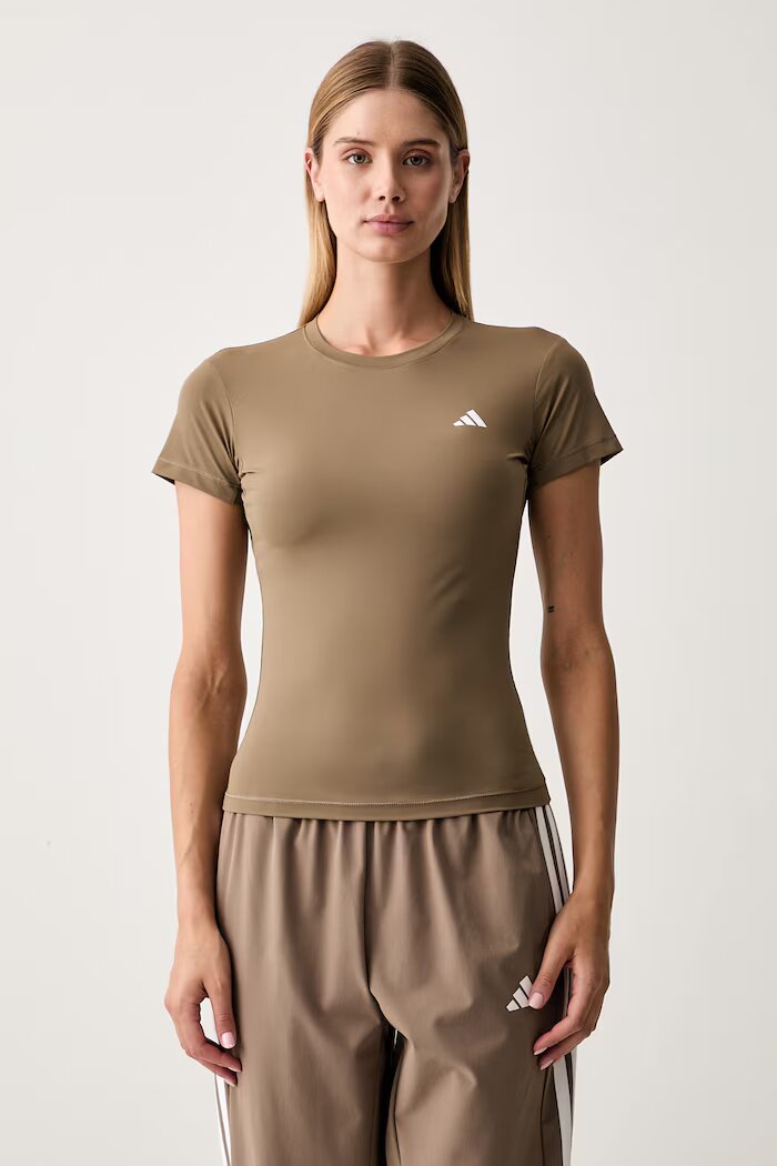 adidas Performance тениска за трениране дамска Essentials бежова KQ8382
