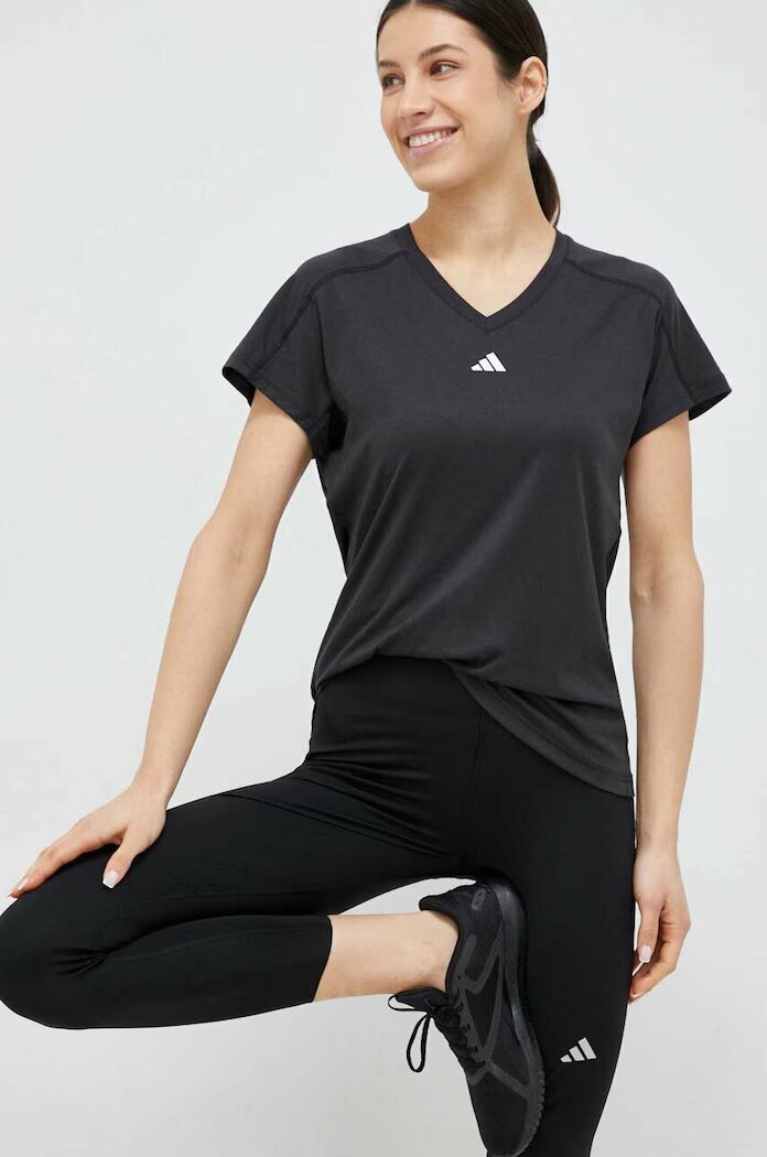 adidas Performance Тениска за трениране Training Essentials Train в черно HN5543