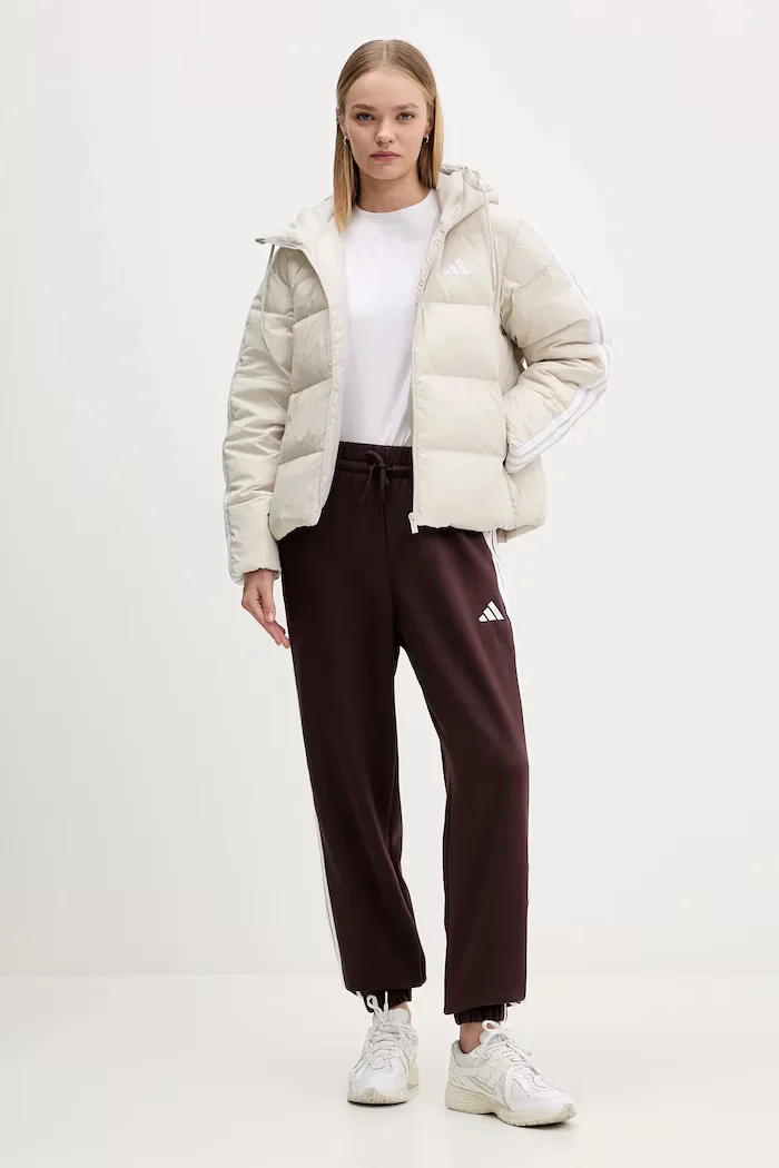 adidas Пухено яке Essentials Climawarm в бежово зимен модел JM4107