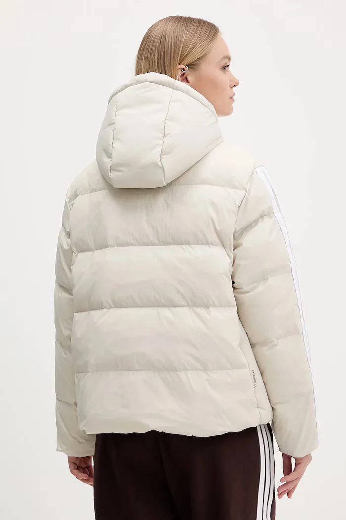 adidas Пухено яке Essentials Climawarm в бежово зимен модел JM4107