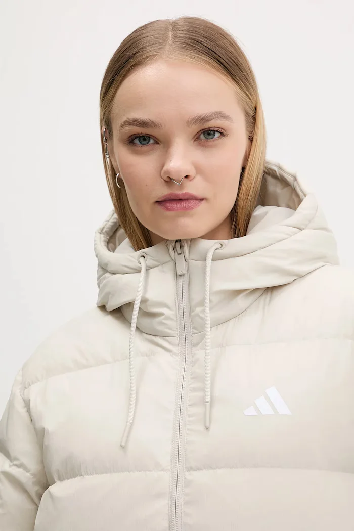 adidas Пухено яке Essentials Climawarm в бежово зимен модел JM4107