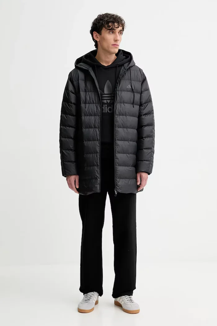 adidas Пухено яке Essentials Climawarm в черно преходен модел JM4061