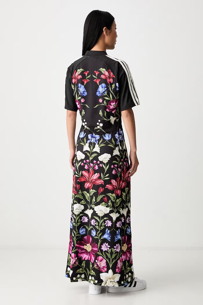 adidas рокля x Farm Rio черна на цветя KR0256