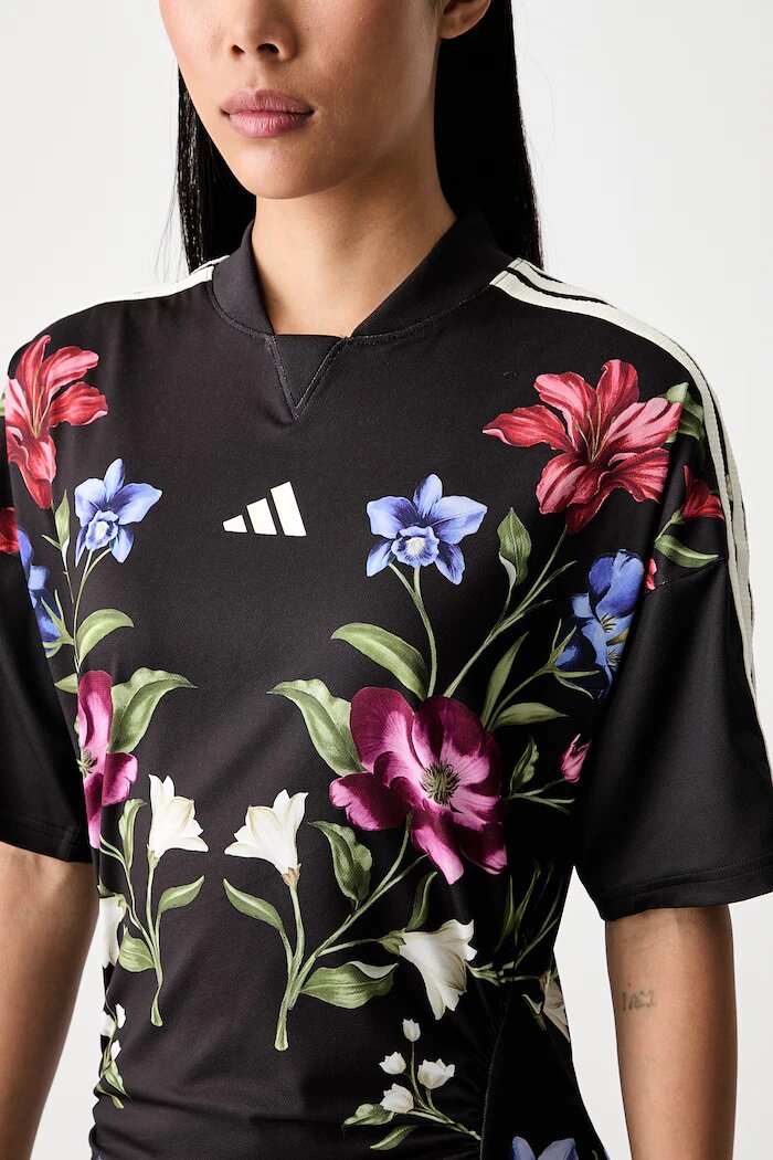 adidas рокля x Farm Rio черна на цветя KR0256