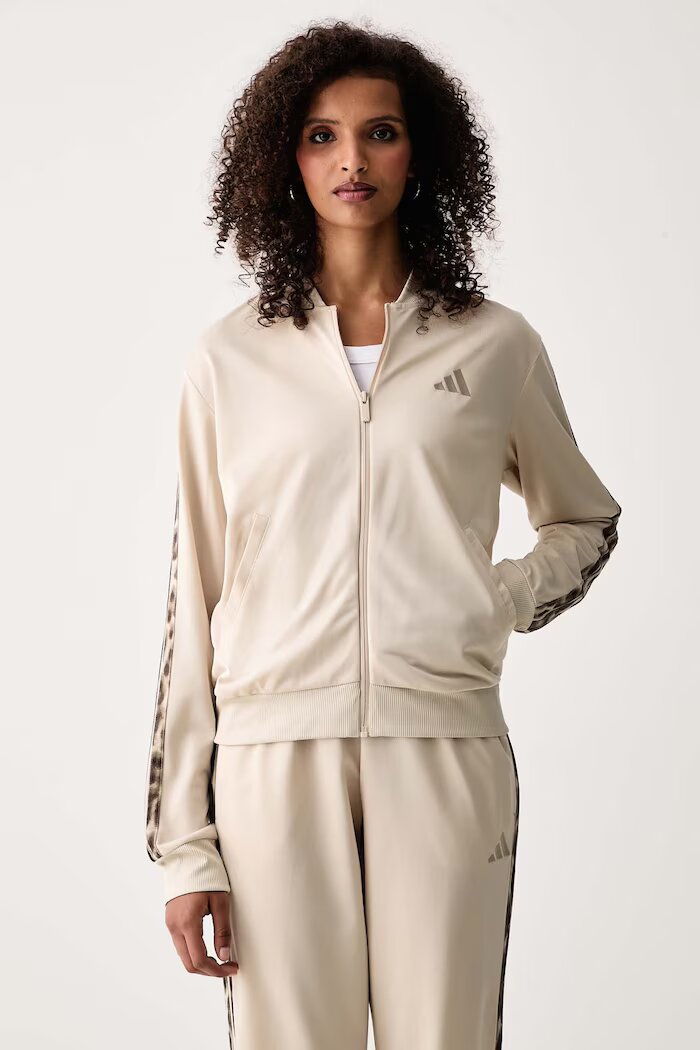 adidas спортен анцуг дамски Essentials бежов KQ7620
