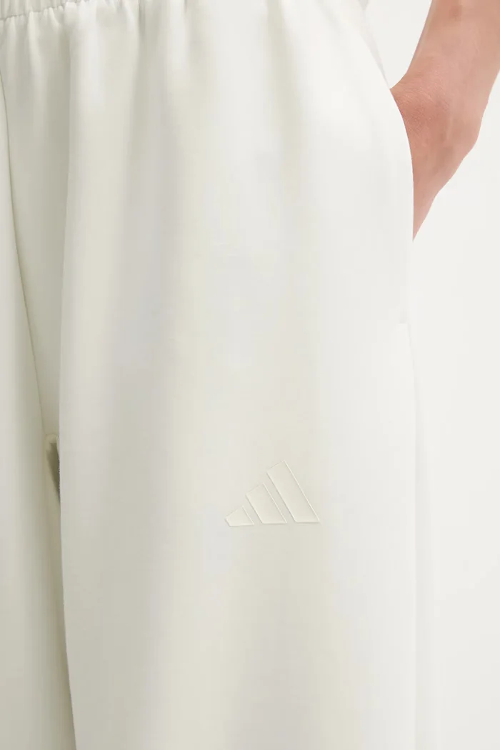 adidas Спортен панталон All SZN в бежово с изчистен дизайн JV9896