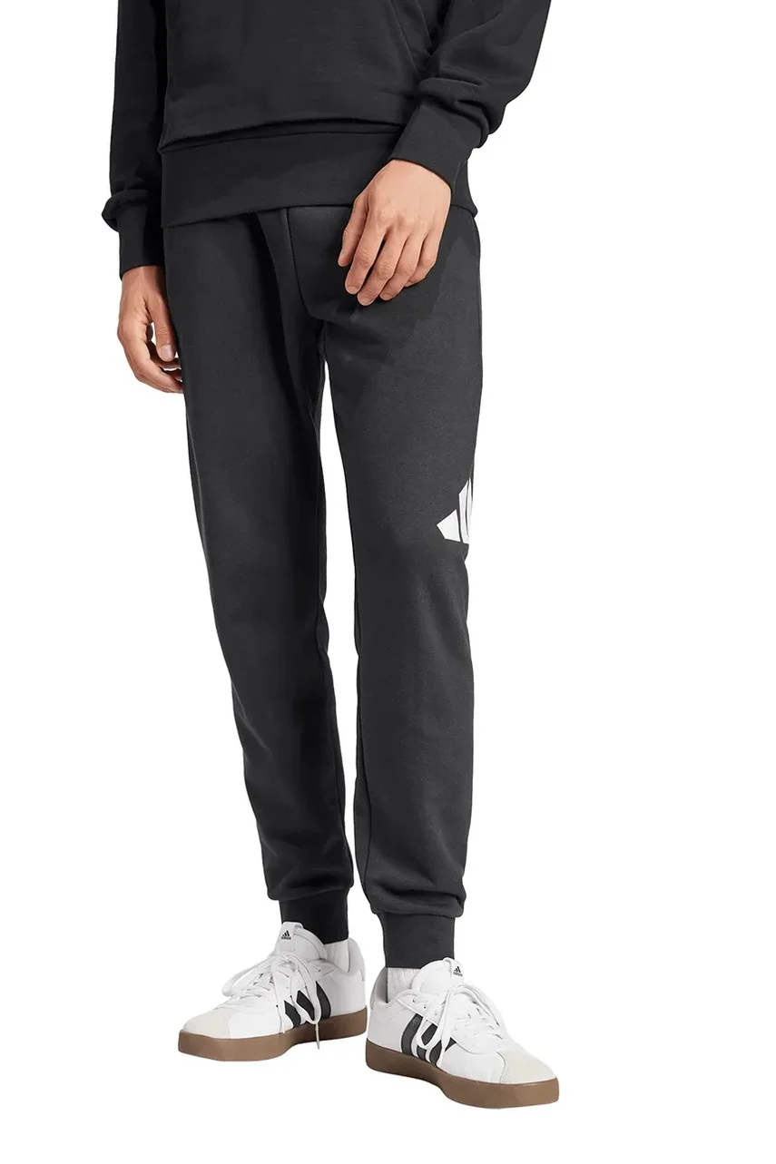 adidas Спортен панталон Essentials