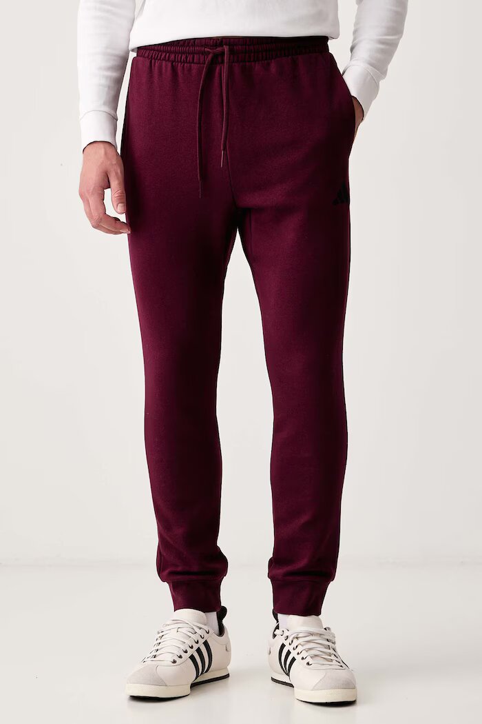 adidas спортен панталон мъжки с памук Essentials Feelcozy бордо KF2382