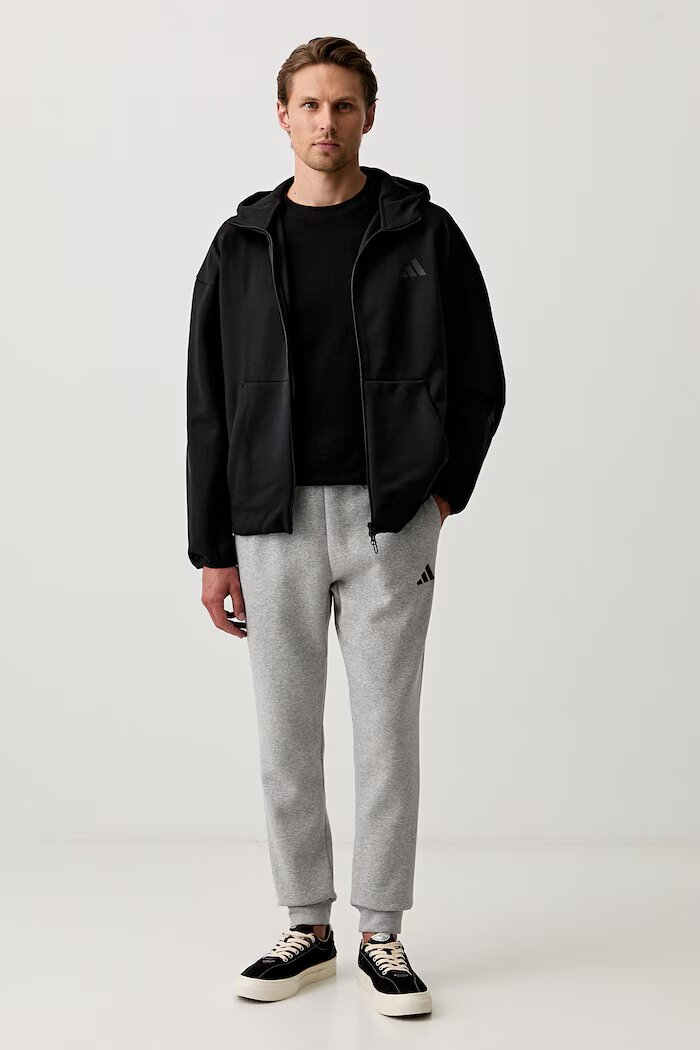 adidas спортен панталон мъжки с памук Feelcozy сив JE3818