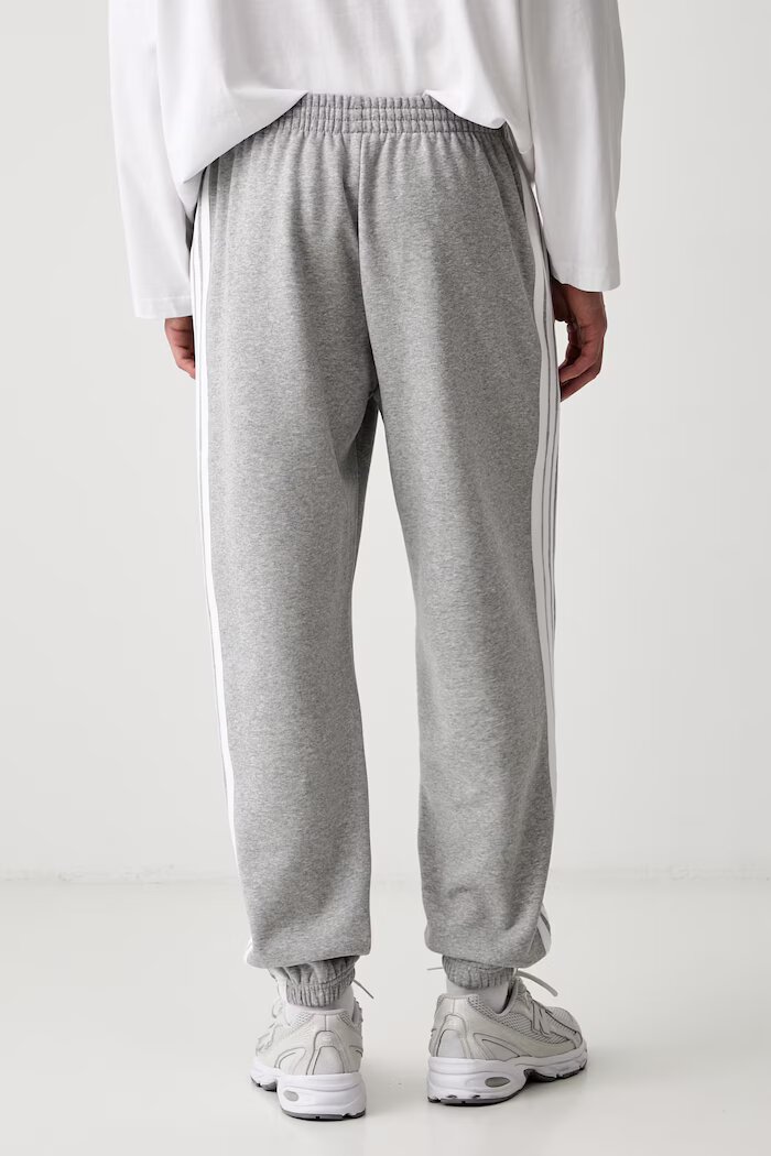 adidas спортен панталон мъжки с памук Three Stripes сив със стандартна талия KY4127