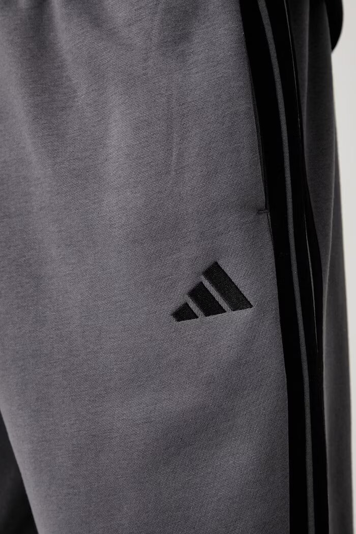 adidas спортен панталон мъжки с памук Three Stripes сив със стандартна талия KY4128