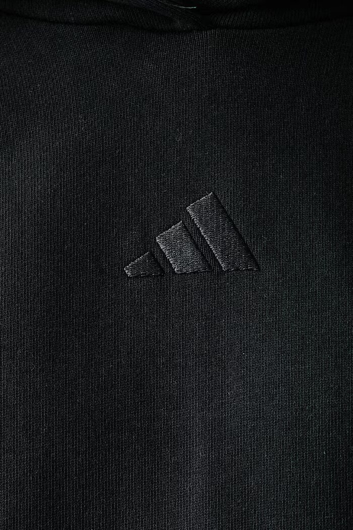 adidas суичър с качулка дамски от памук черен KV7339