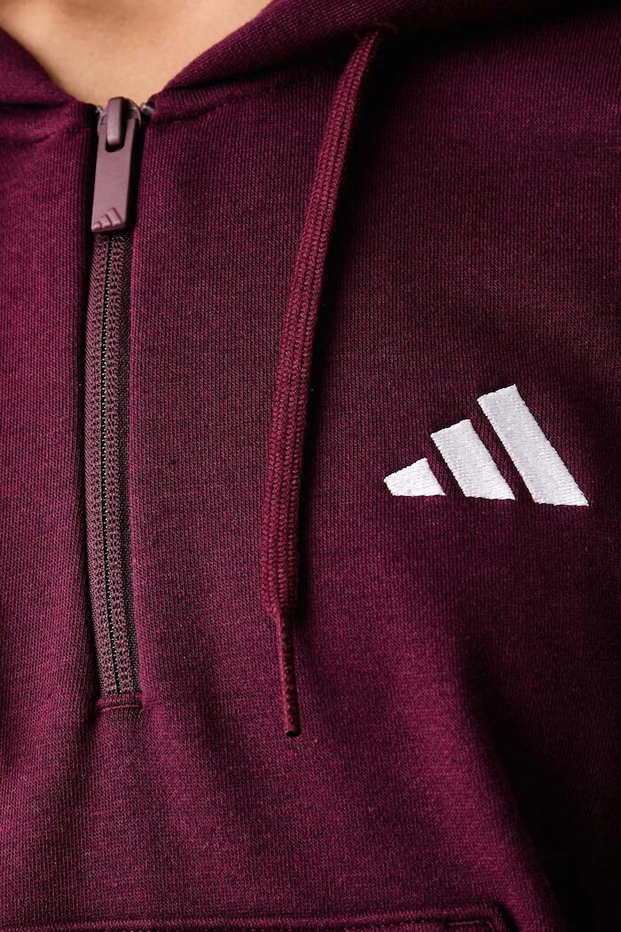 adidas суичър с качулка дамски с вискоза Essentials бордо KF8316