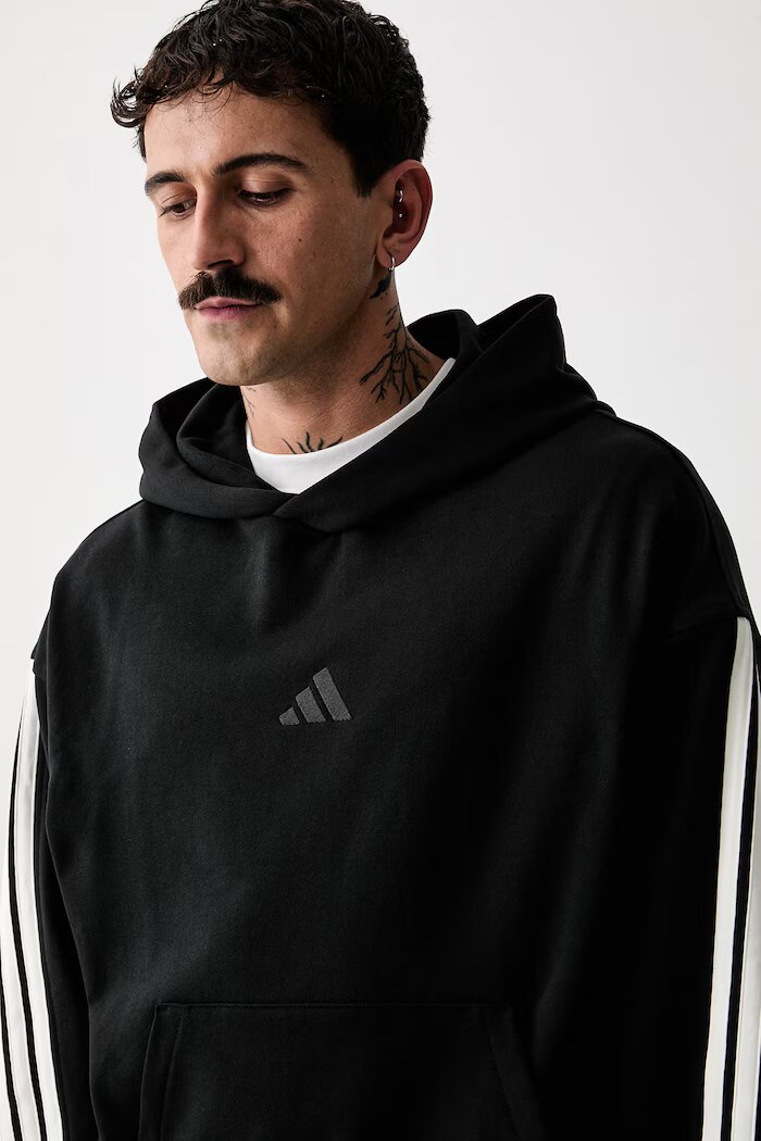 adidas суичър с качулка мъжки от памук Kit Pack черен KW2362