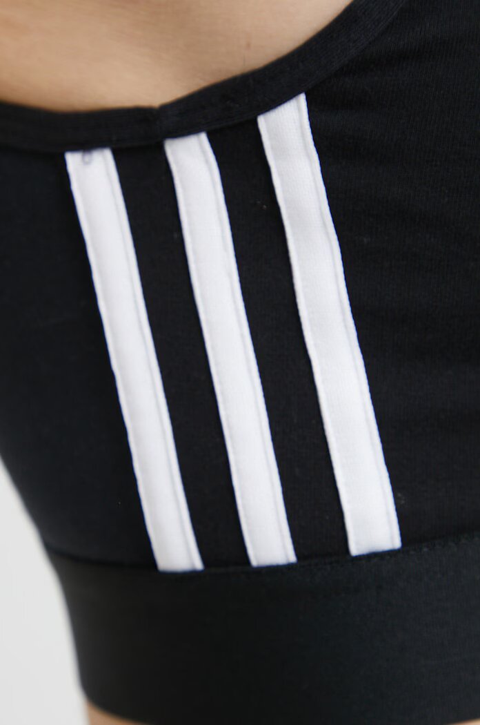 adidas Сутиен GS1343 в черно с изчистен дизайн GS1343