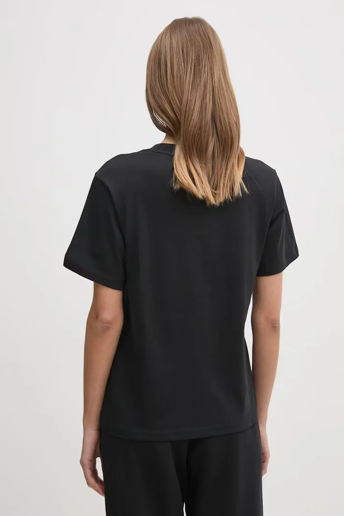 adidas Тениска Essentials в черно JC5943