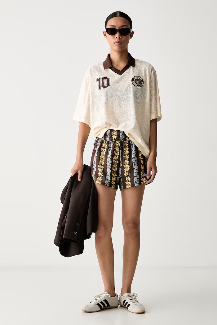 adidas тениска с яка дамска от ажур x Farm Rio бежова KR0239