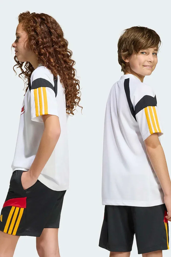 adidas тениска за деца бяла KH3799