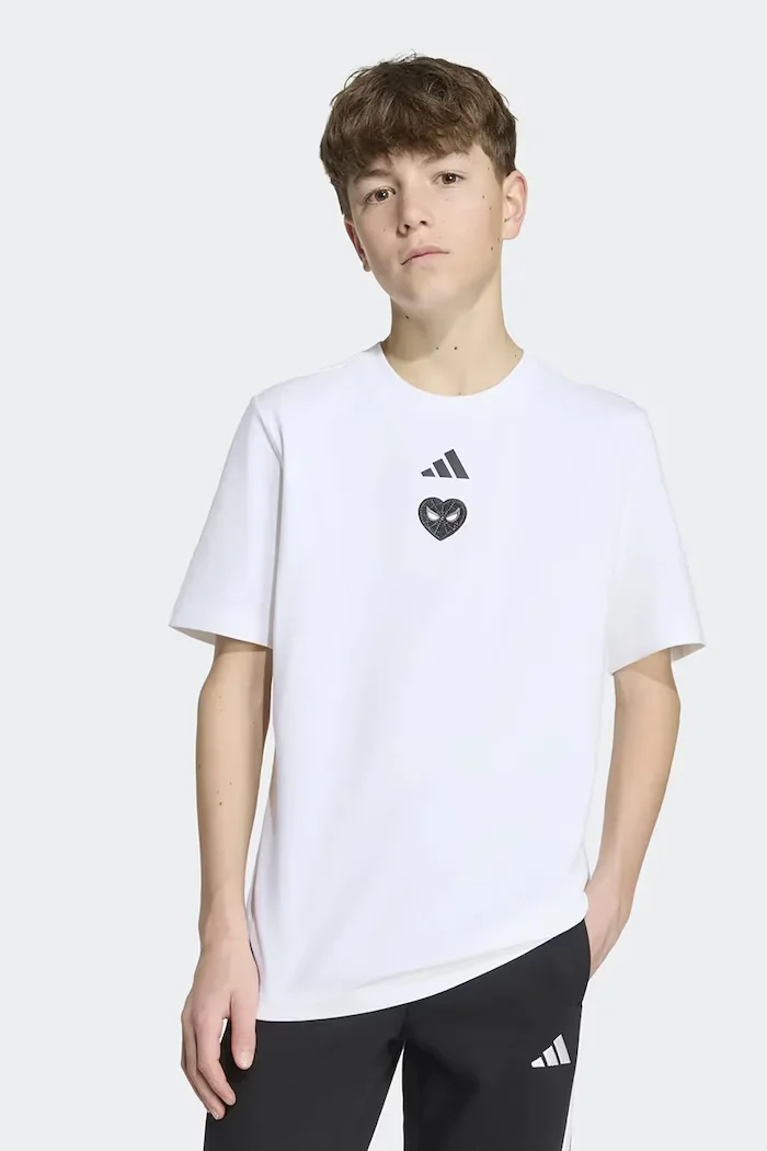 adidas тениска за деца от памук с еластан MARVEL SPIDER-MAN бяла KS3959