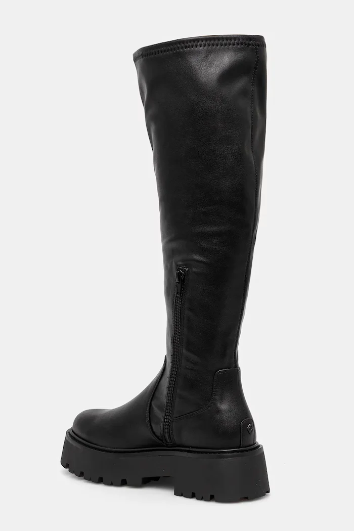 Aldo Ботуши CARELDEN в черно с платформа 13838055 CARELDEN