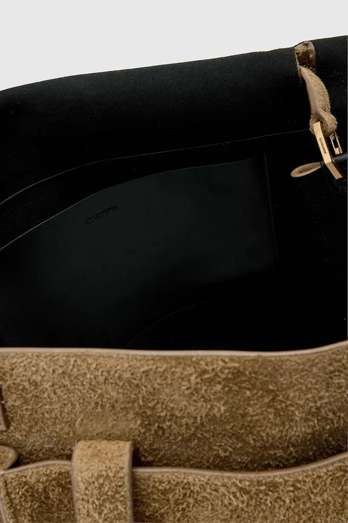 AllSaints Чанта от набук URSA в жълто W096XE