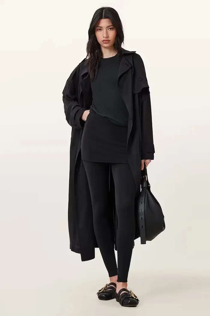 AllSaints Клин RAFFI в черно с изчистен дизайн W079TD