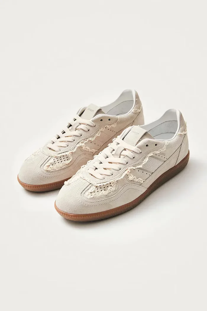 ALOHAS Велурени маратонки Tb.490 в бежово S100823-01