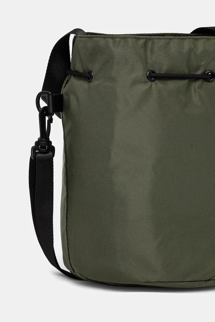 Alpha Industries Чанта през рамо Carry Bag Wmn в зелено 148944