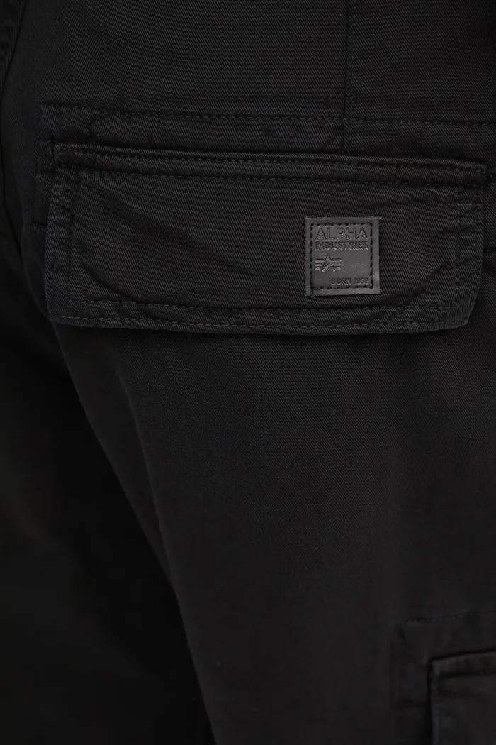 Alpha Industries Памучен панталон Agent Pant в черно с кройка тип карго 158205.03 Agent