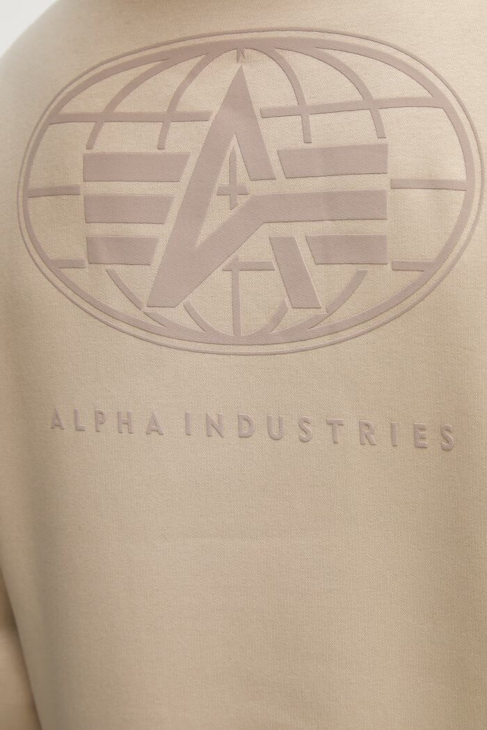 Alpha Industries Суичър World Logo Backprint Hoodie мъжки в бежово с качулка с принт 258337