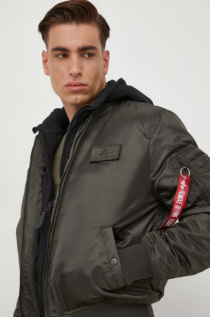 Alpha Industries Яке бомбър MA-1 D-Tec Hood Bomber в зелено зимен модел MA-1 D-Tec Hood Bomber