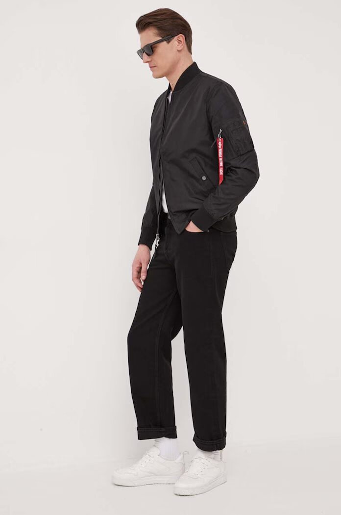 Alpha Industries Яке бомбър MA-1 TT Light Bomber в черно с преходна изолация 191103.03 MA-1 TT Light Bomber