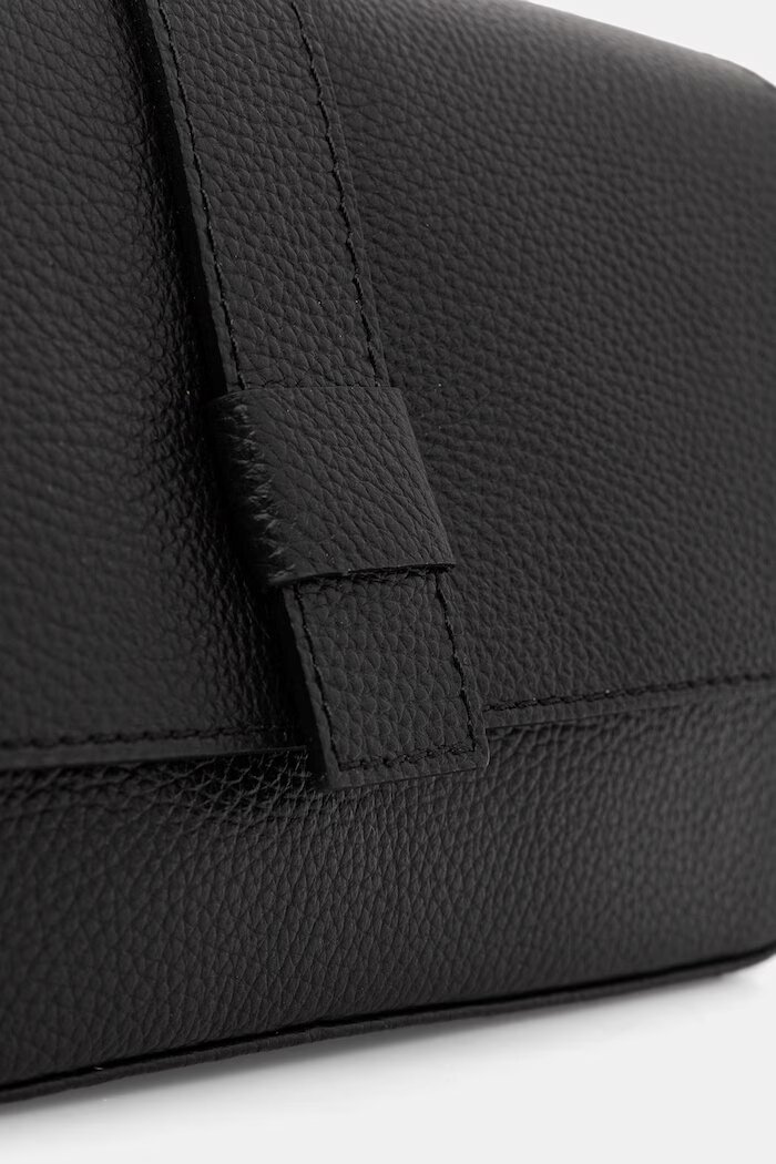 Answear.LAB чанта crossbody дамска от кожа черна