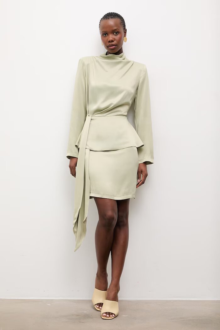 Answear.LAB Рокля from the Unscripted collection в зелено къса със стандартна кройка
