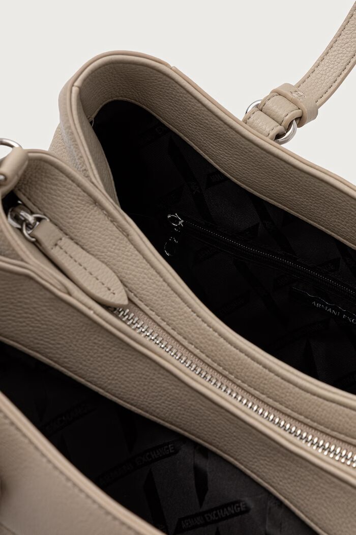 ARMANI EXCHANGE чанта дамска от имитация на кожа бежова XW003035 AF26578