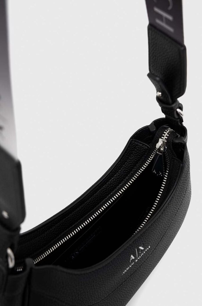 ARMANI EXCHANGE Чанта в черно 942883 CC783