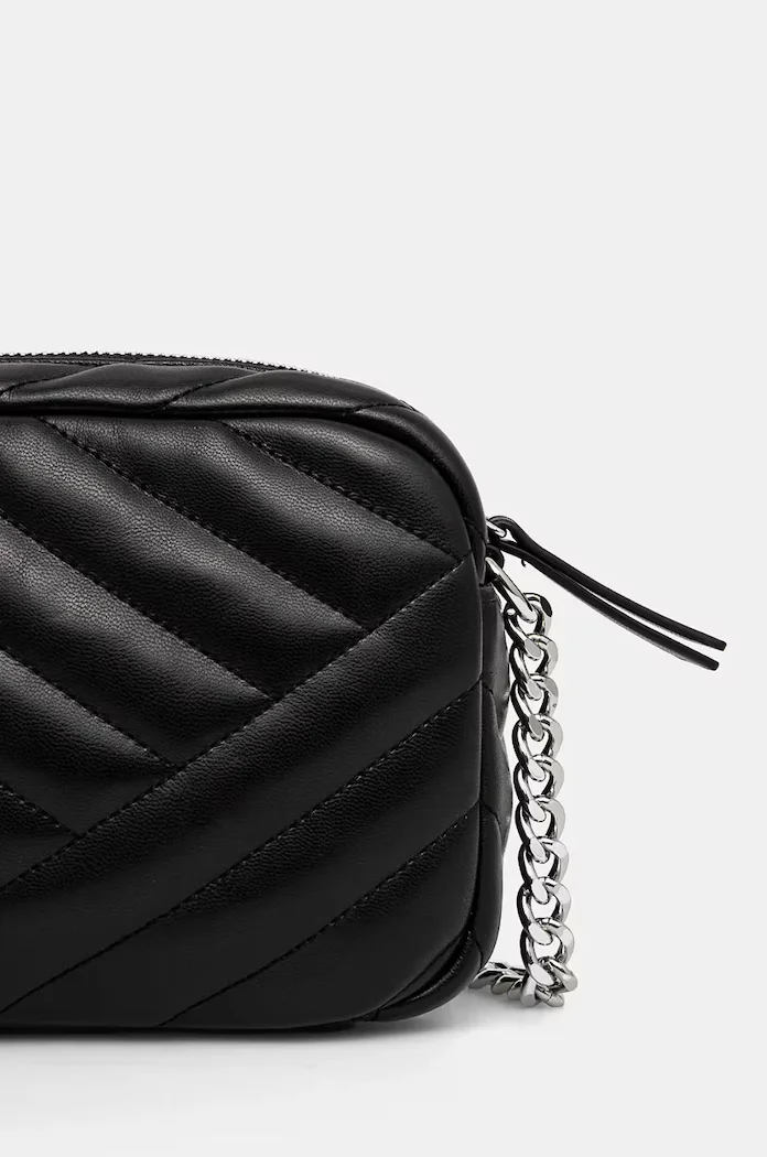 ARMANI EXCHANGE Чанта в черно 949158 4R742