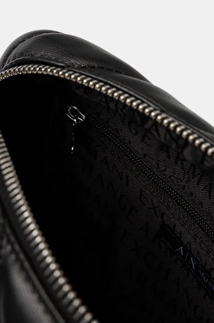 ARMANI EXCHANGE Чанта в черно 949158 4R742