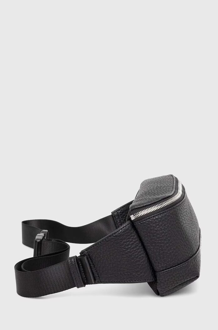 ARMANI EXCHANGE Чанта за кръст в черно 952612 CC828