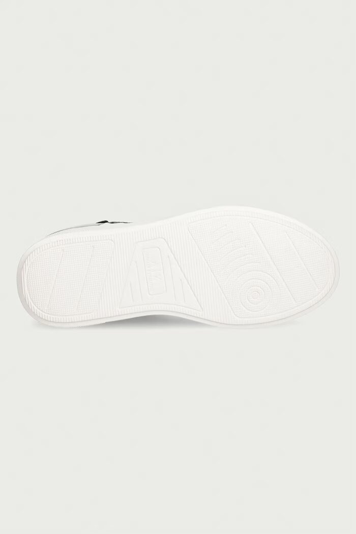 ARMANI EXCHANGE маратонки мъжки черни XM002688 AF21419 UC001