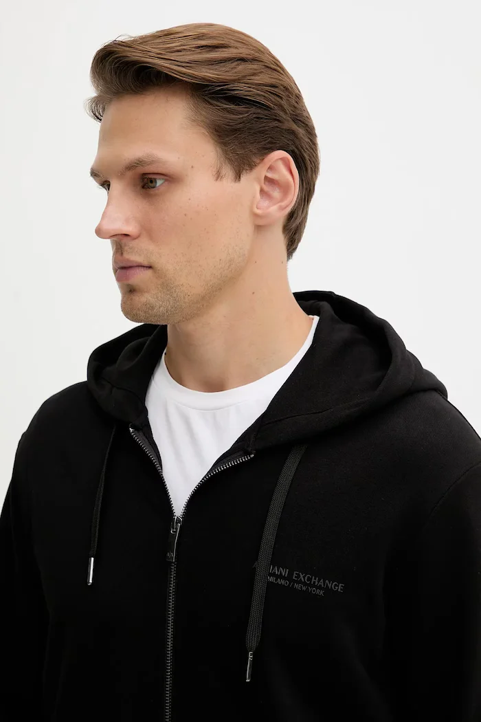 ARMANI EXCHANGE Памучен суичър мъжки в черно с качулка с изчистен дизайн XM001293 AF20934