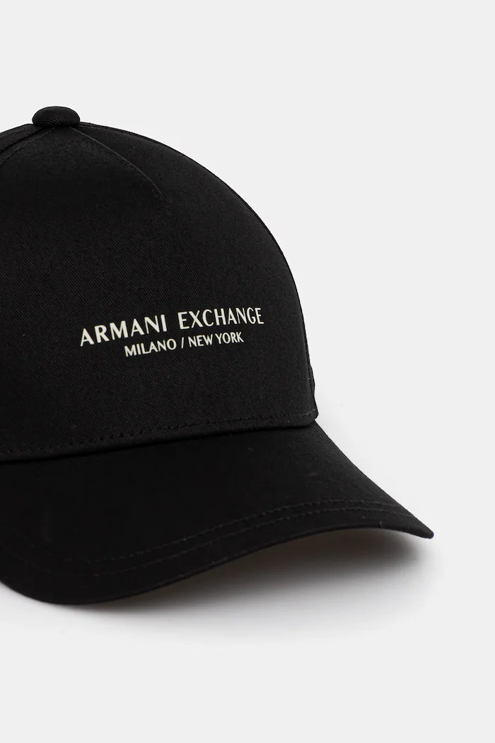 ARMANI EXCHANGE Памучна шапка с козирка в черно XM001694 AF15502